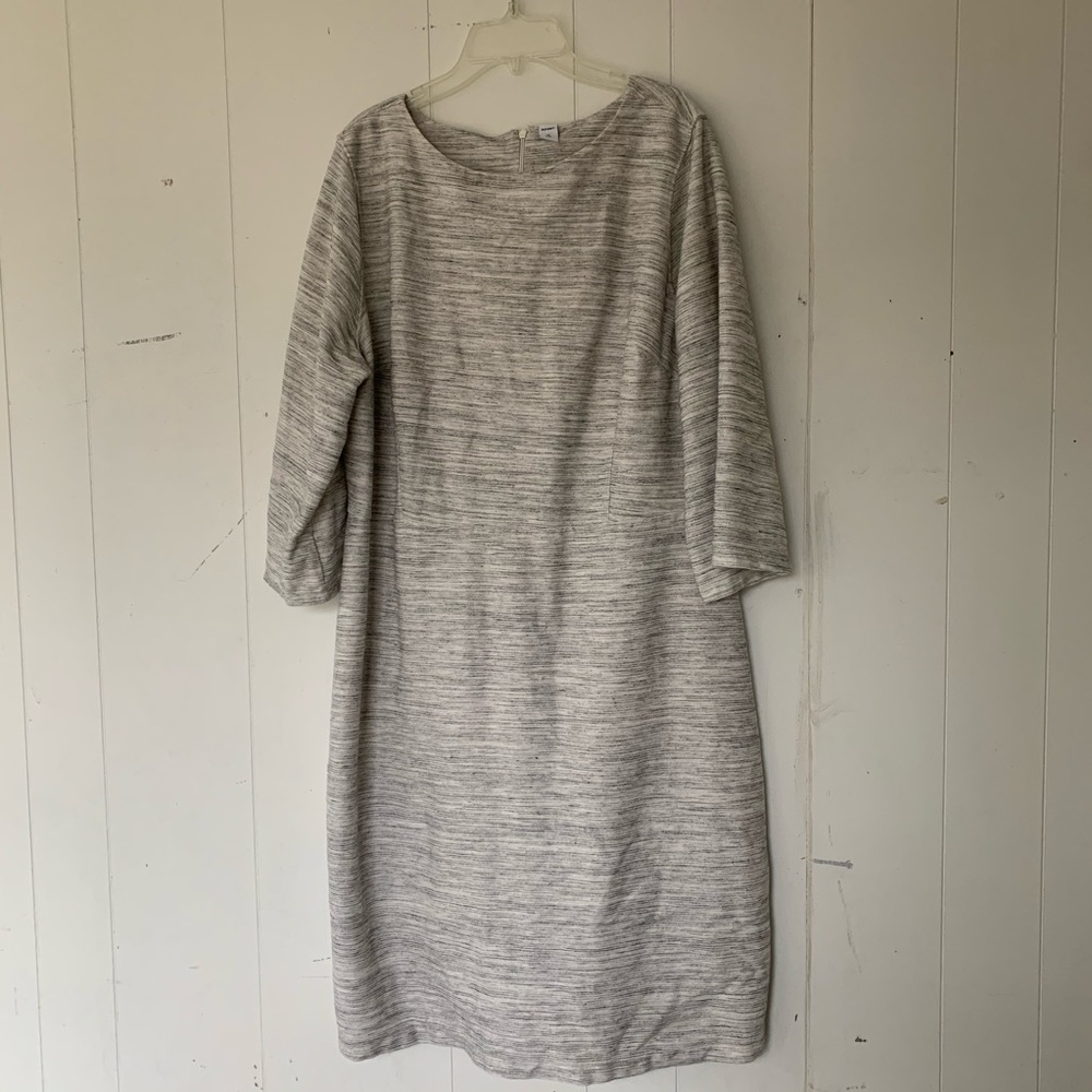 Old Navy Textured Shift Dress